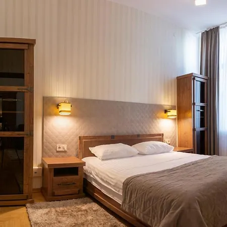 Star Hotel
