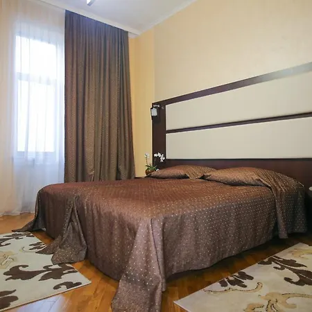 Star Hotel 4*