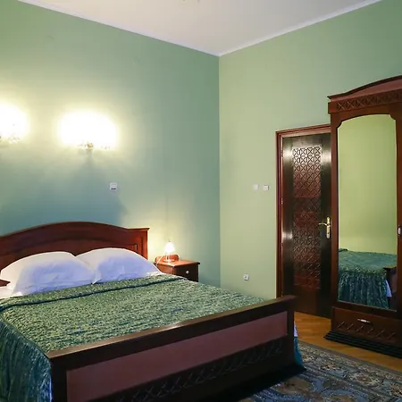 Star Hotel 4*