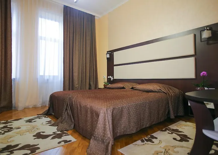 Star Hotel 4*